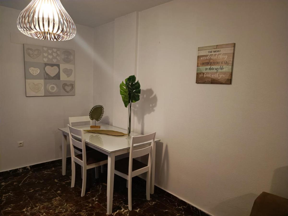Alojamiento Vival Pineda Baeza Zewnętrze zdjęcie